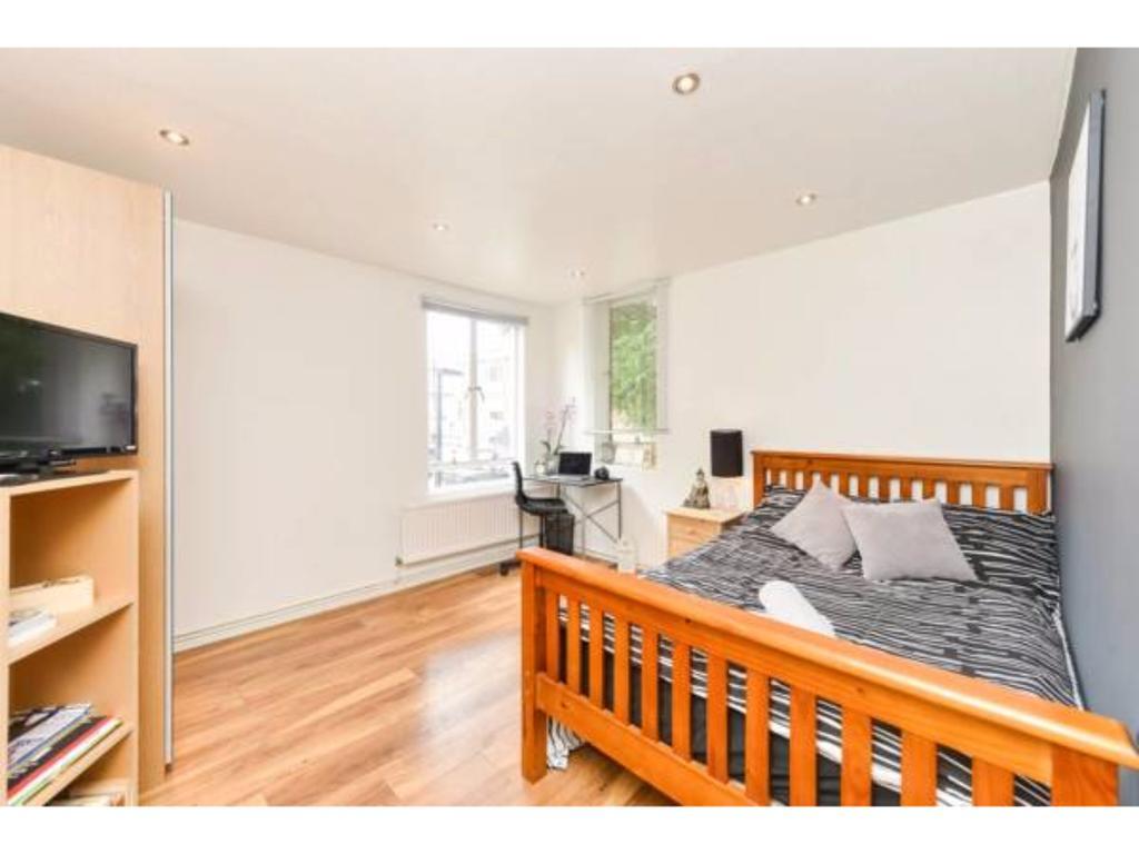 1 Double-Bed Kennington-Sk Apartment Londra Exterior foto