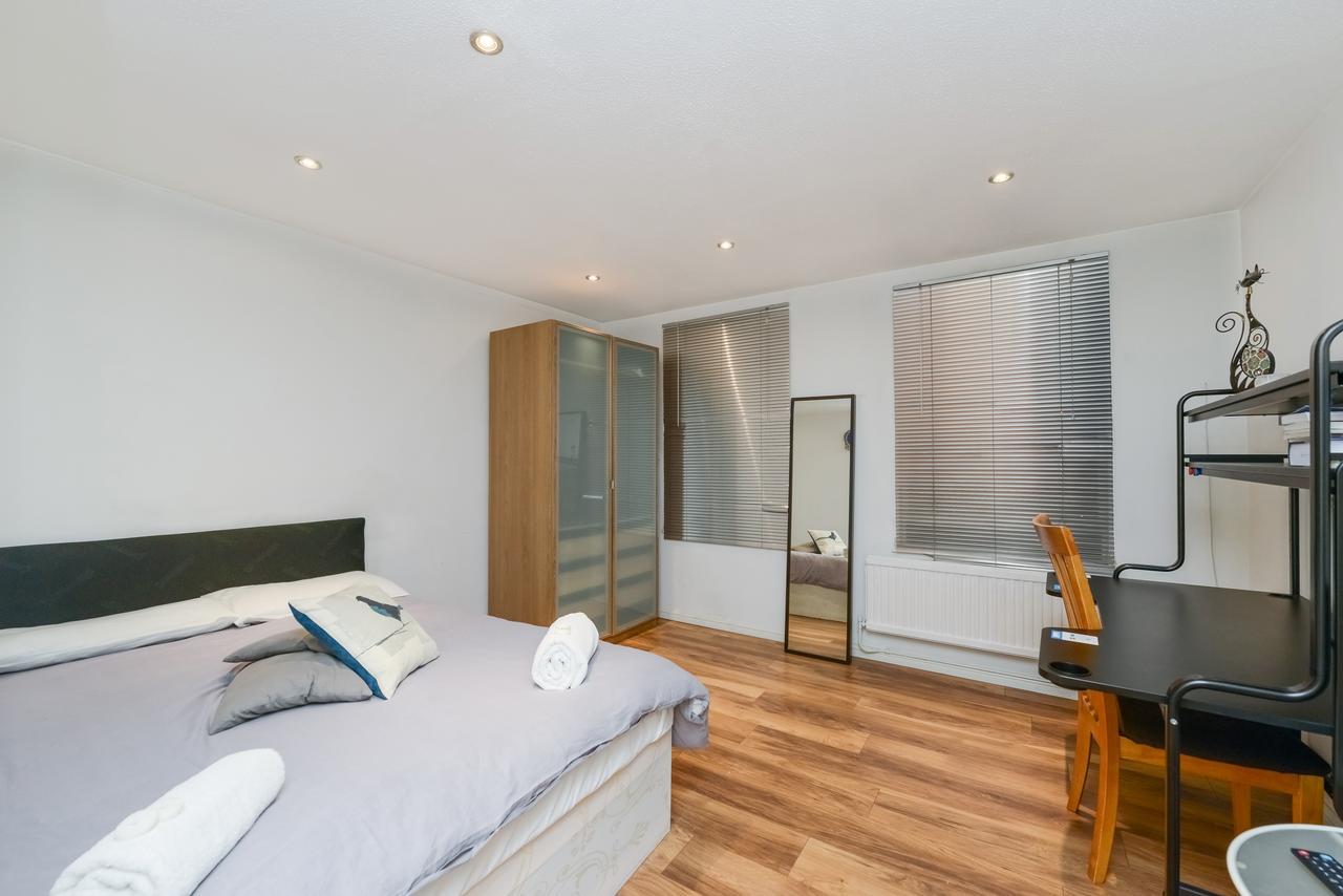 1 Double-Bed Kennington-Sk Apartment Londra Exterior foto